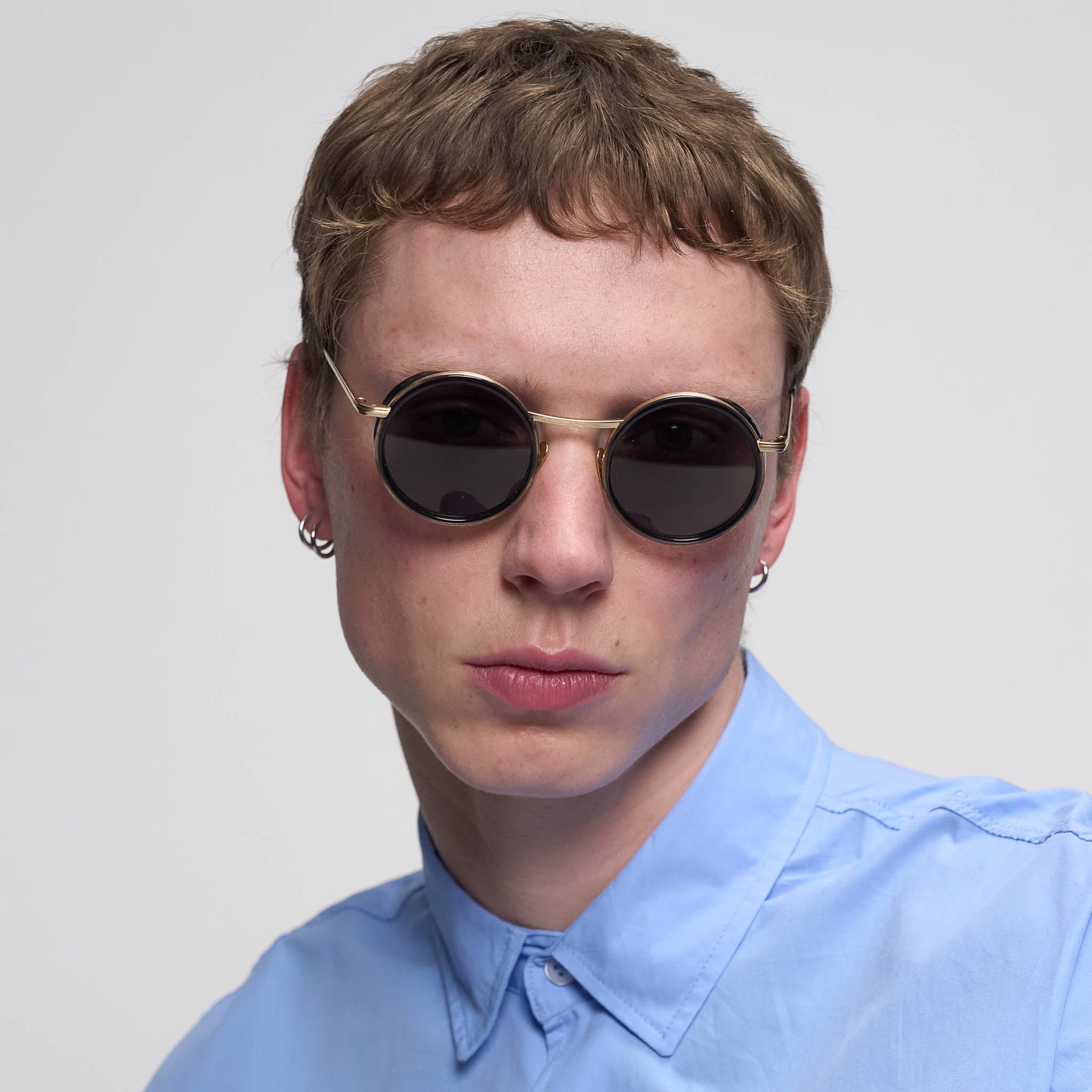 Chillwave – Brushed Gold Charcoal / Gray