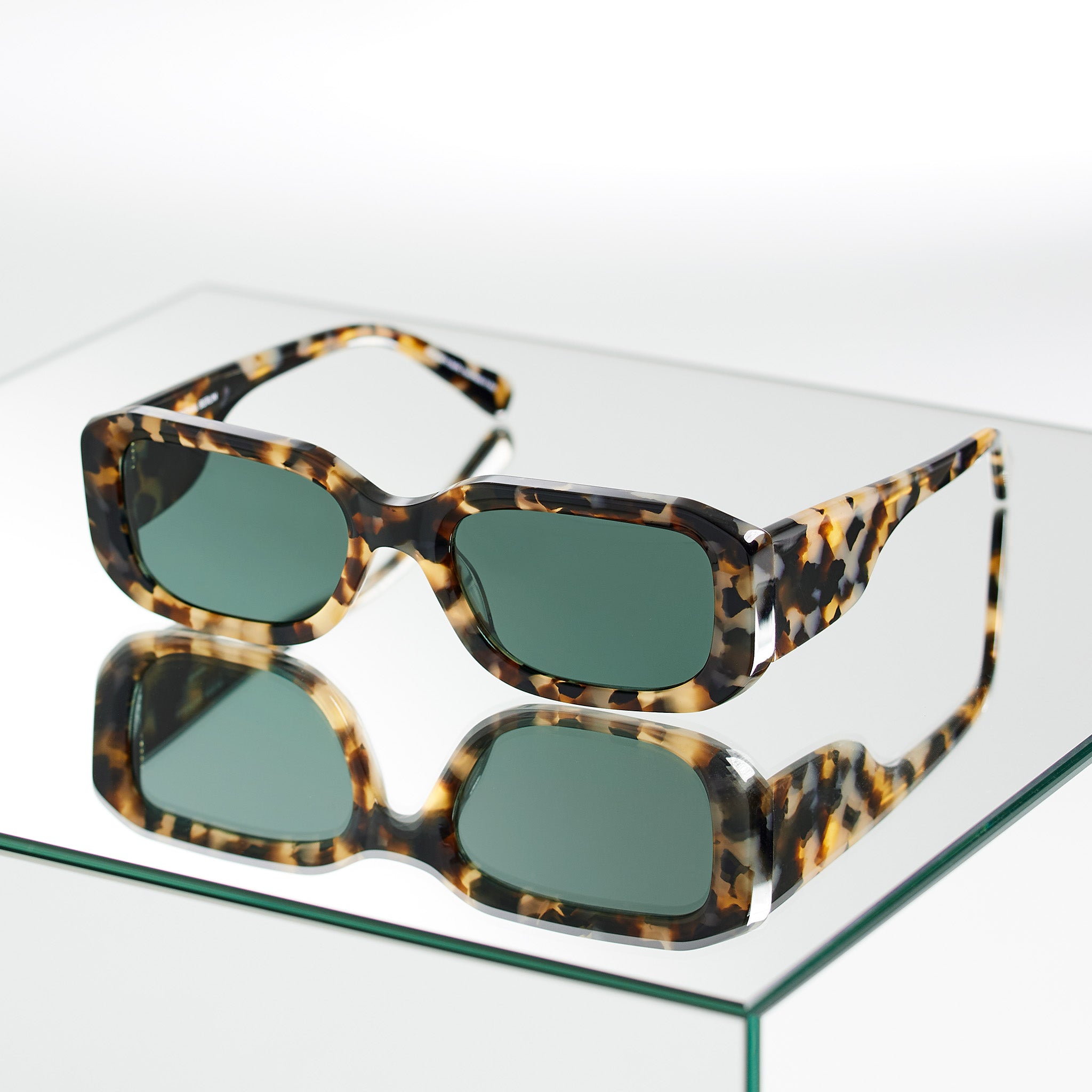 Hyperpop Tortoise Green - Lilienthal Berlin