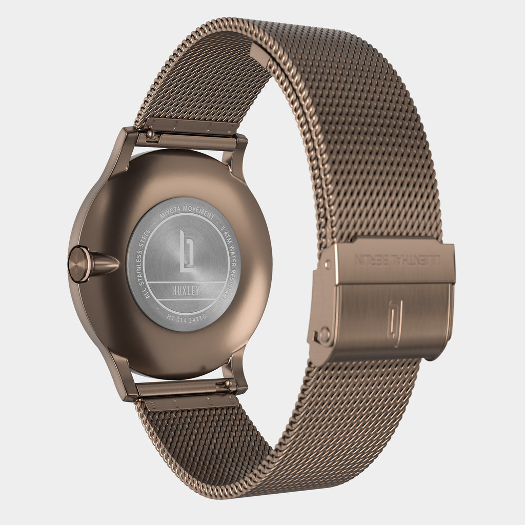 Huxley – Bronze Almond