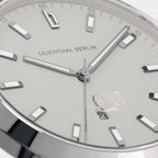 Huxley II – Alabaster White