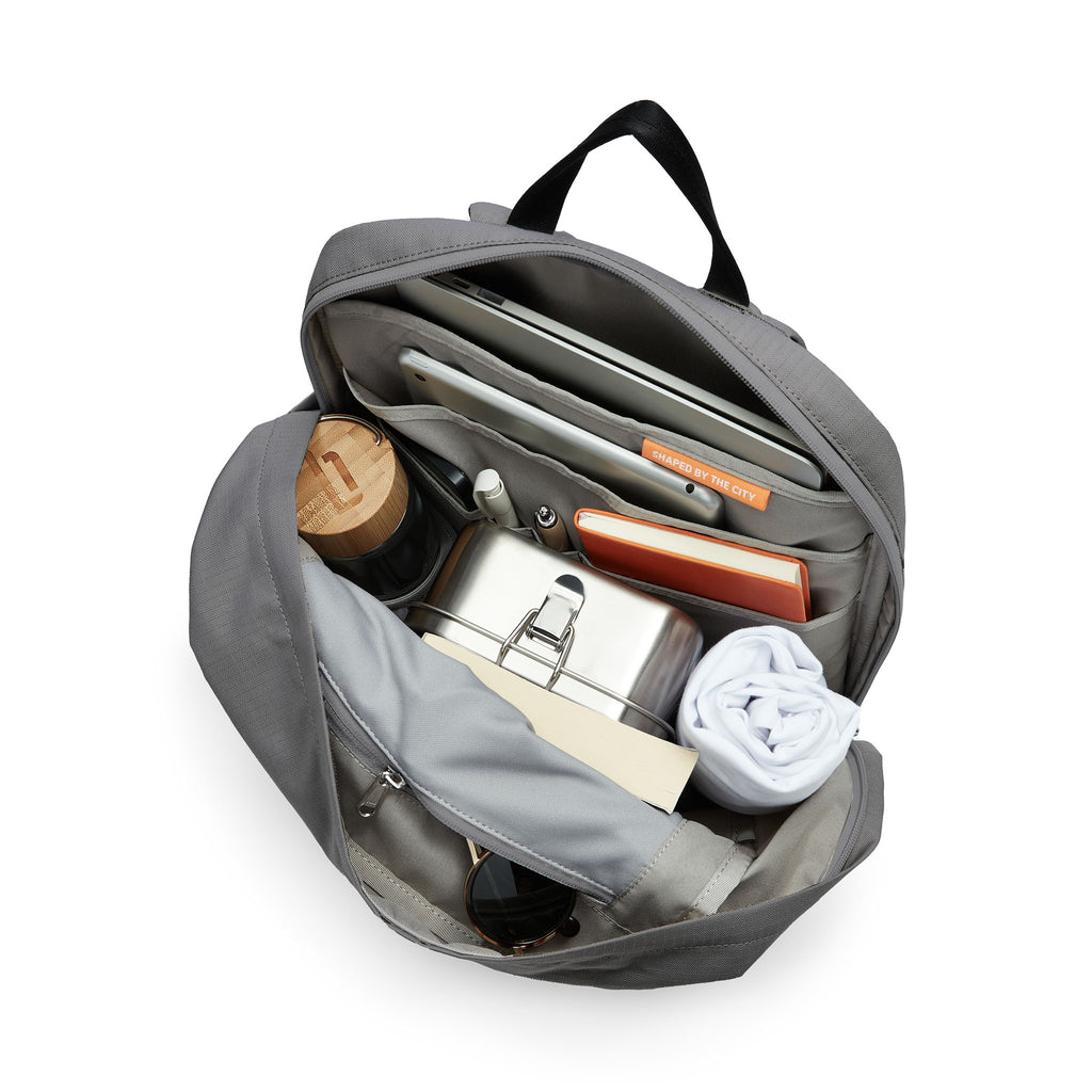 Urbaneer 3-in-1 Daypack Recycled Polyester Charcoal - Lilienthal Berlin